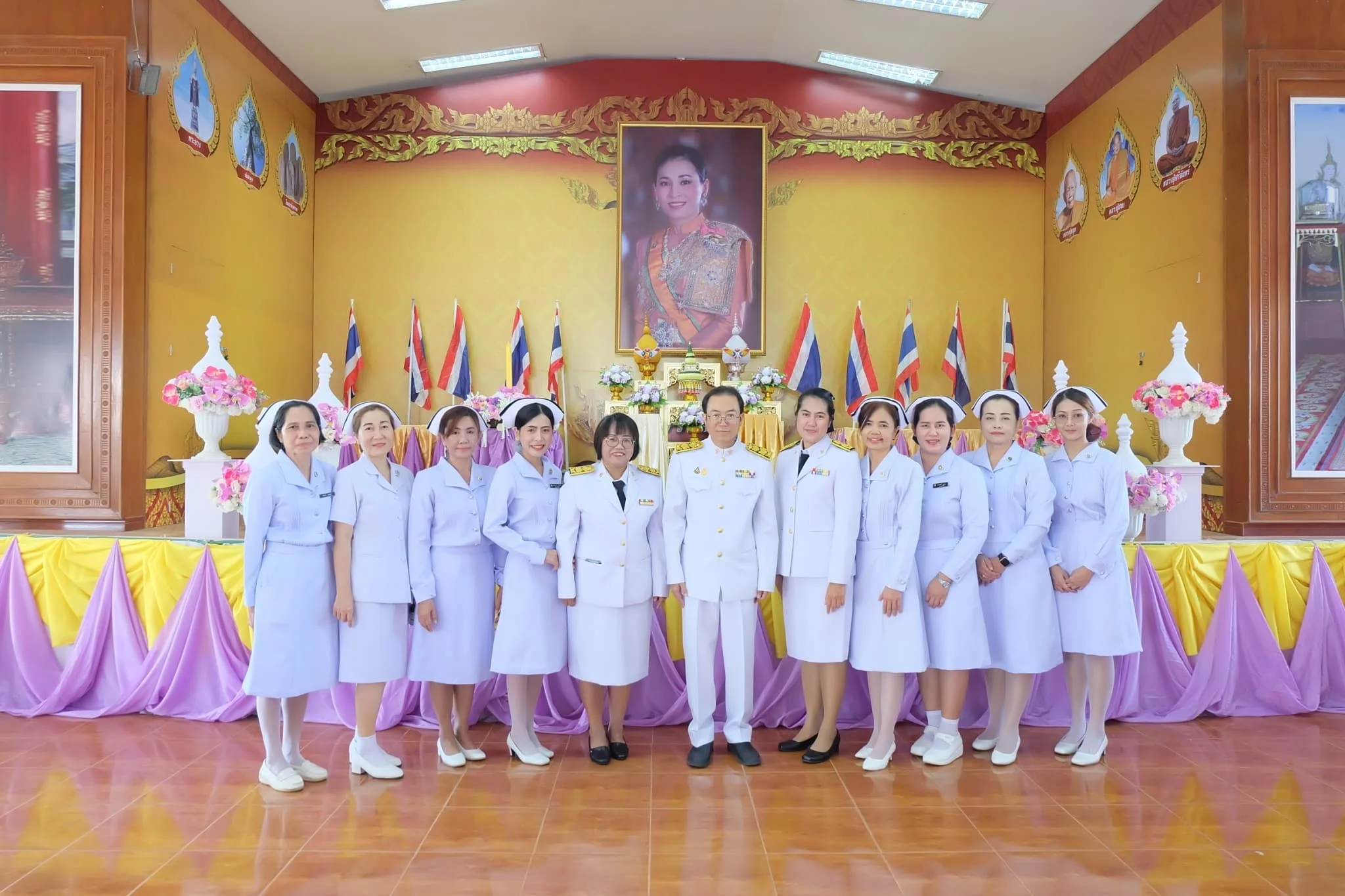 วันเฉลิมพระชนมพรรษาสมเด็จพระนางเจ้าฯพระบรมราชินี